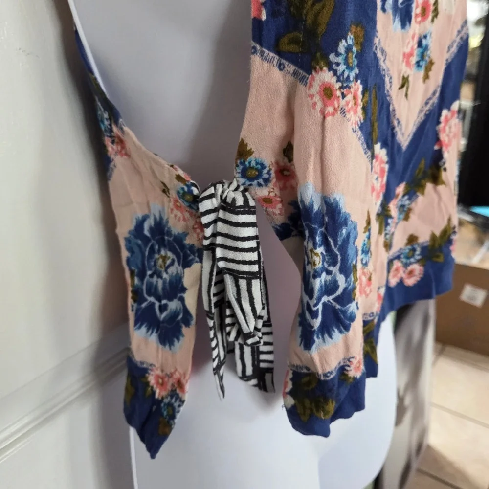 Free‎ People Floral Open Side Tie Crop Top Pink Blue Sleeveless XS Boho Festival